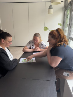 Menschen verstehen. Teams stärken. Führung bewusst gestalten.